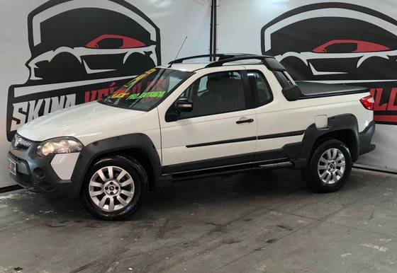FIAT STRADA 1.8 MPI ADVENTURE CE 16V FLEX 2P MANUAL FIAT STRADA 1.8 MPI ADVENTURE CE 16V FLEX 2P MANUAL